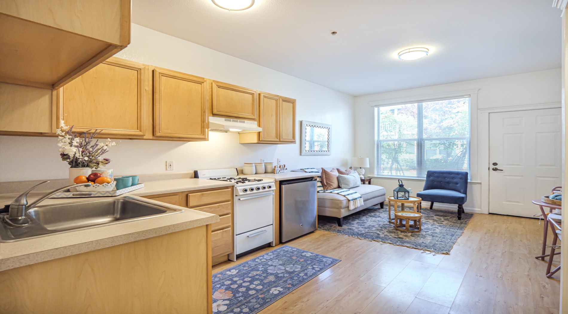 140 Vernon St., Santa Cruz 95060, ,Multi-Resident,For Sale,Pogonip Terrace Apts,Vernon,1065